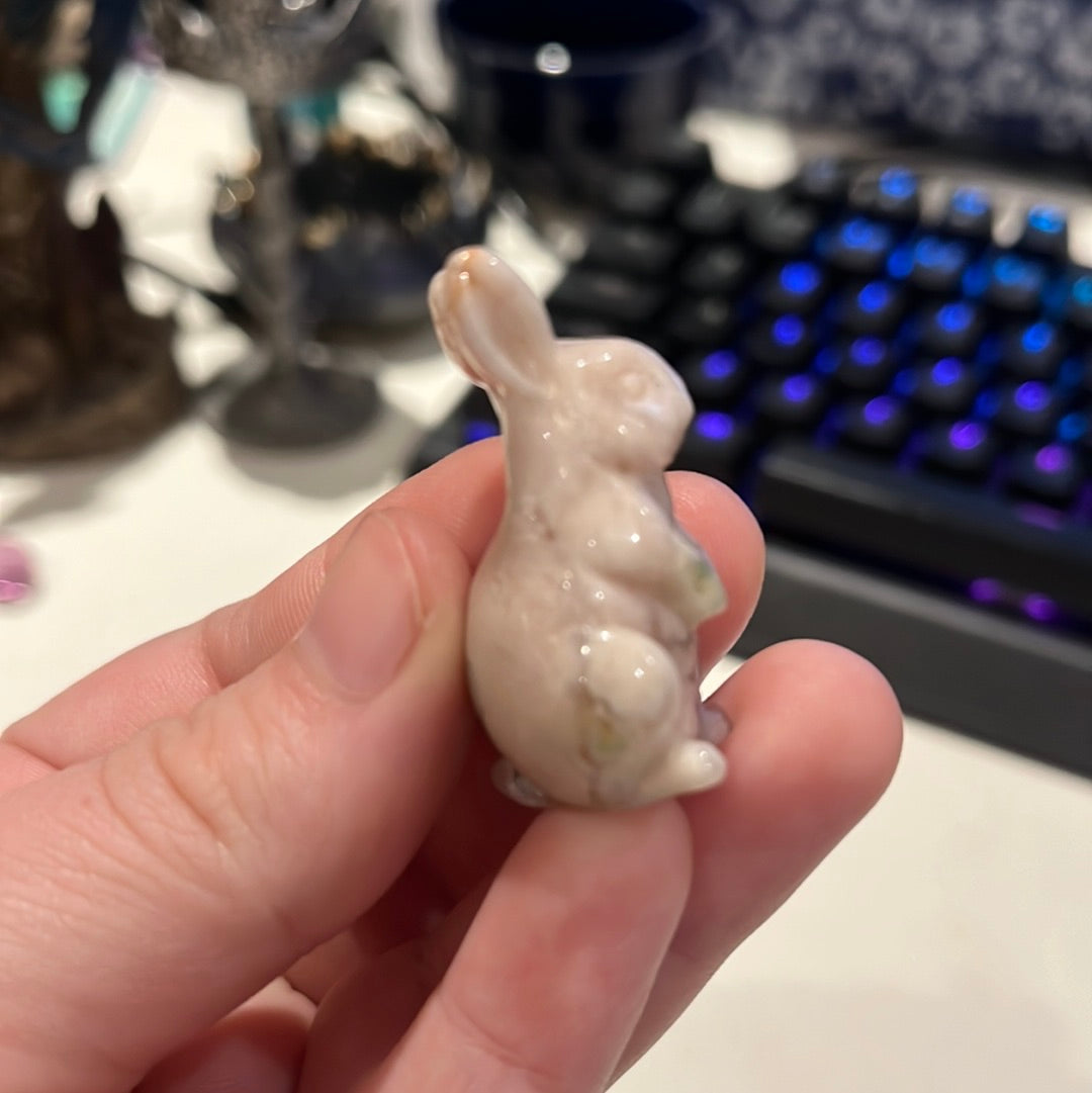 Flower Agate Hare/Rabbit Carving