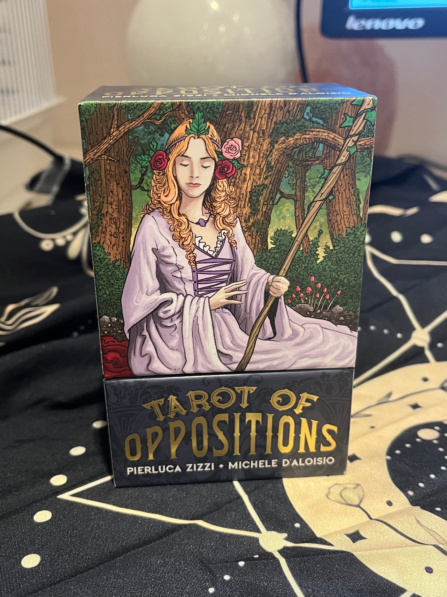 Tarot of Oppositions (Gently Used)
