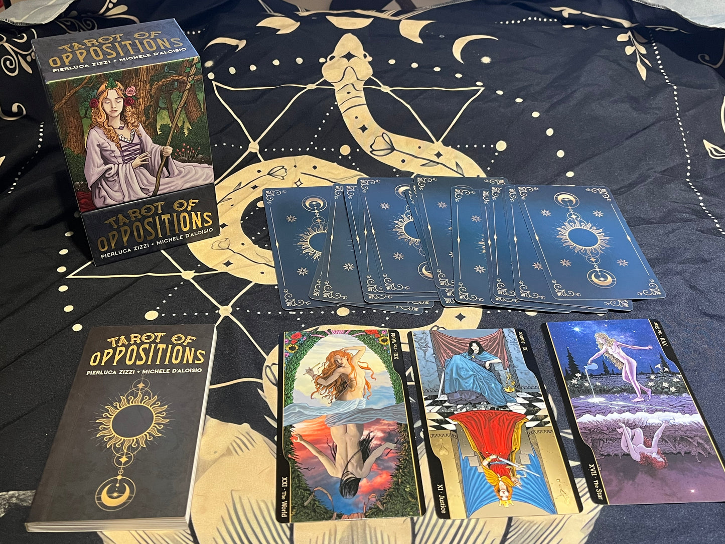 Tarot of Oppositions (Gently Used)