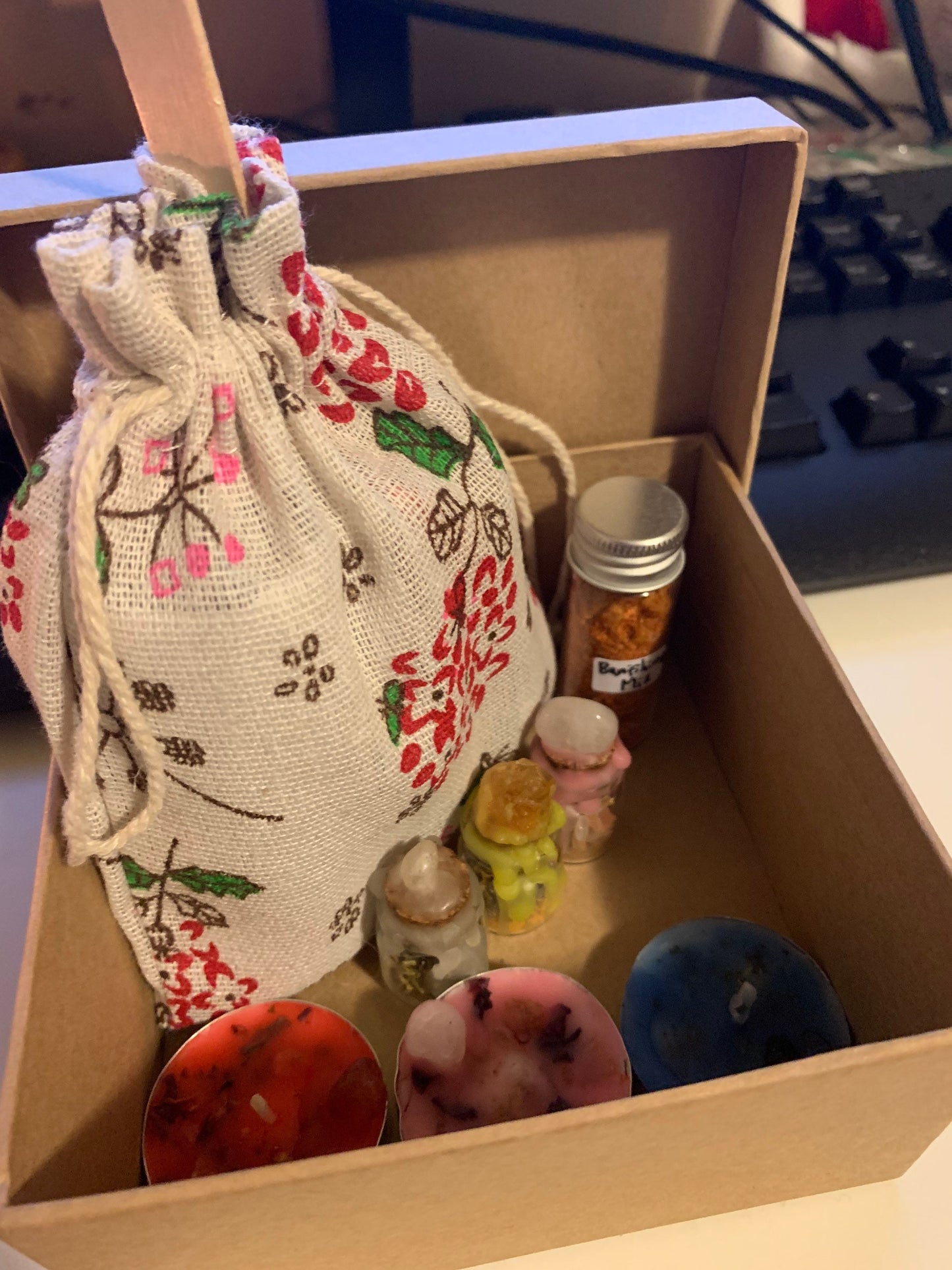 Medium Mystery Box / Witchy Mystery Box